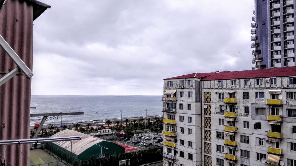 Apartment Rusudan Батуми Екстериор снимка